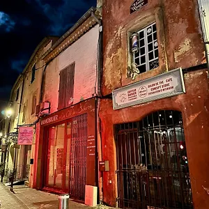 Appartement Lou Paseo : Brocante Centre Historique, LʼIsle-sur-la-Sorgue